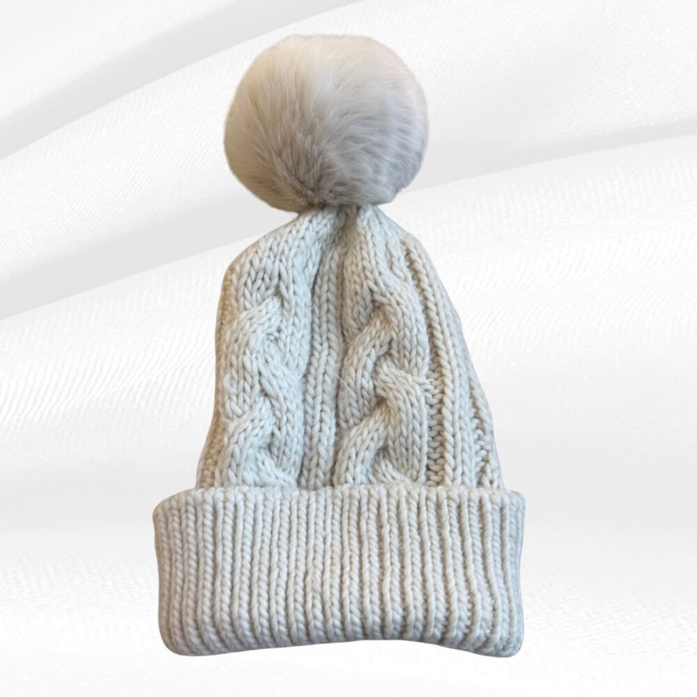 NWT Abercrombie Fitch Cable Knit Pom Beanie Cream Ivory Winter Hat OS